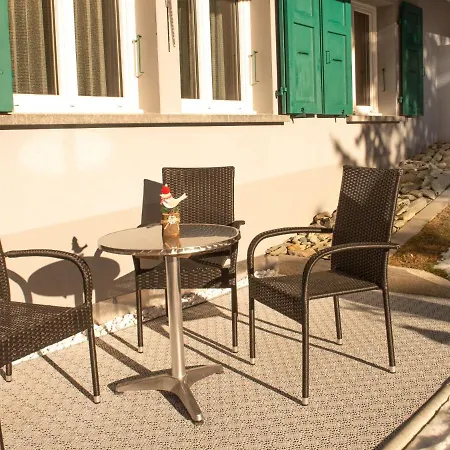 Apartamento Hubertus-1 By Interhome